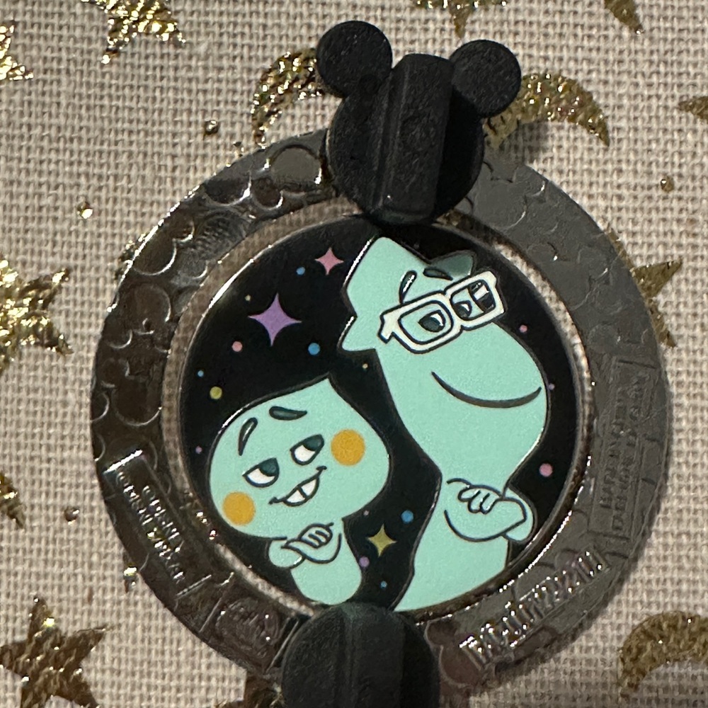 Disney Soul Pin - Picture 3 of 5